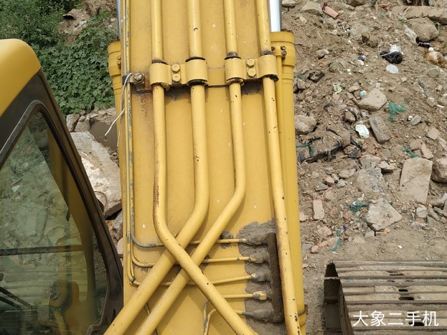 小松 PC220LC-6 挖掘机