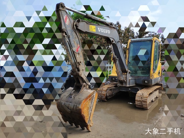 沃尔沃 EC55B-Pro 挖掘机