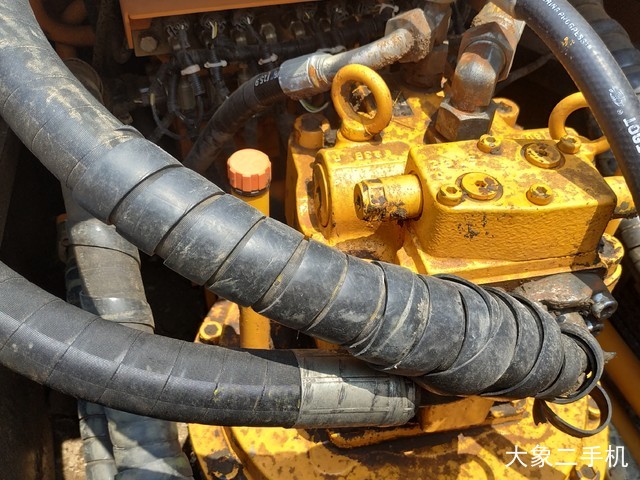 三一重工 SY335C 挖掘机