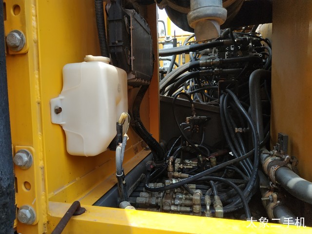 沃尔沃 EC210BLC 挖掘机