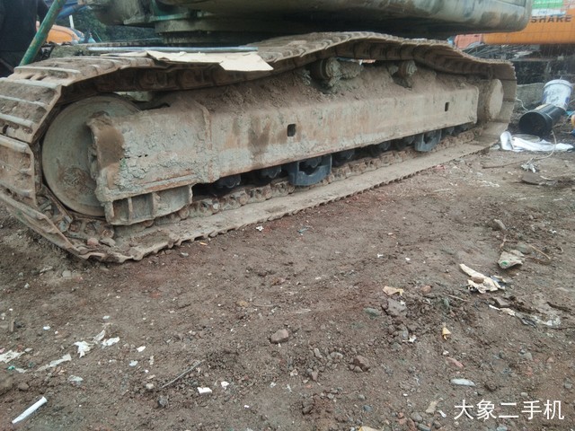 神钢 SK260LC-8 挖掘机