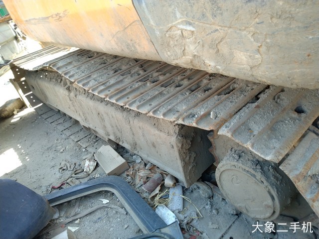 雷沃重工 FR65V8 挖掘机