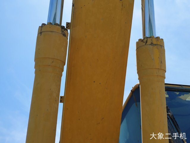 小松 PC200LC-8M0 挖掘机