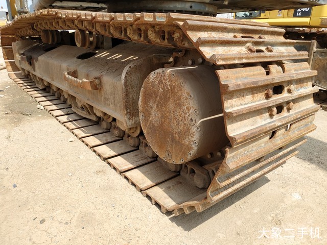 沃尔沃 EC210BLC 挖掘机