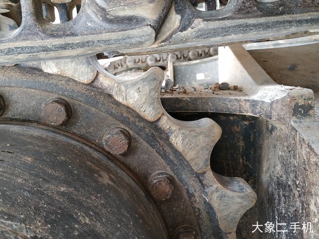 山东临工 LG6250E 挖掘机