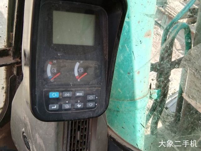 神钢 SK260LC-8 挖掘机