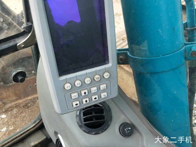 山河智能 SWE230LC 挖掘机