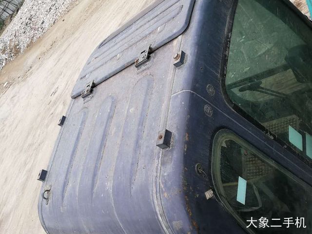 神钢 SK260LC-8 挖掘机