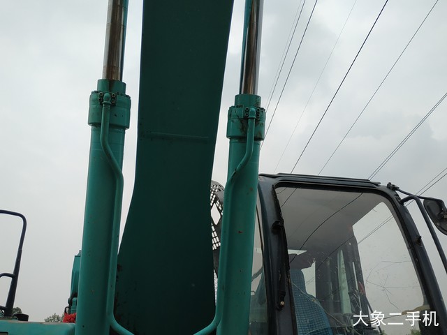 神钢 SK350LC-8 挖掘机