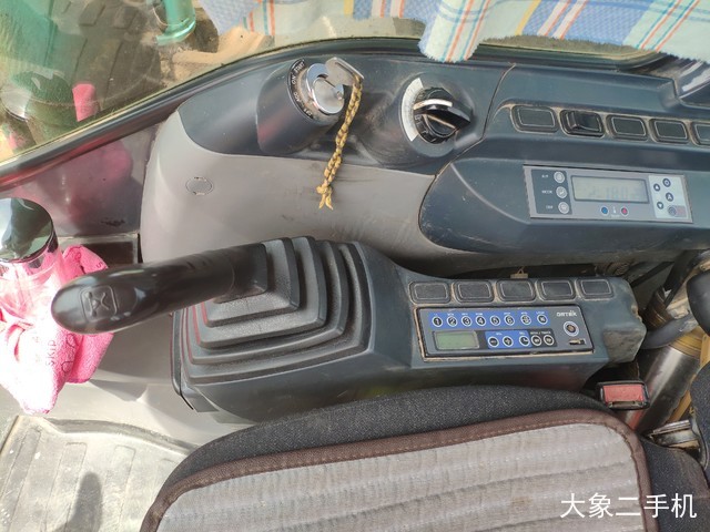 神钢 SK250-8 挖掘机