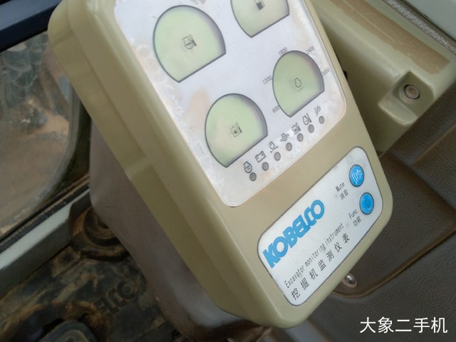 神钢 SK60-C 挖掘机