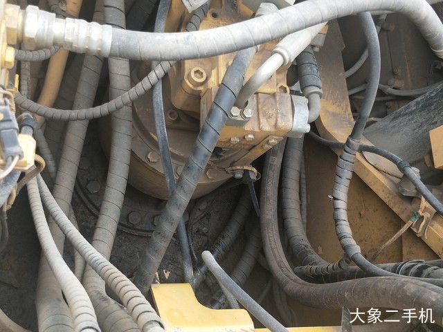 卡特彼勒 329DL 挖掘机