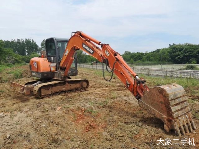 斗山 DH60-7 挖掘机