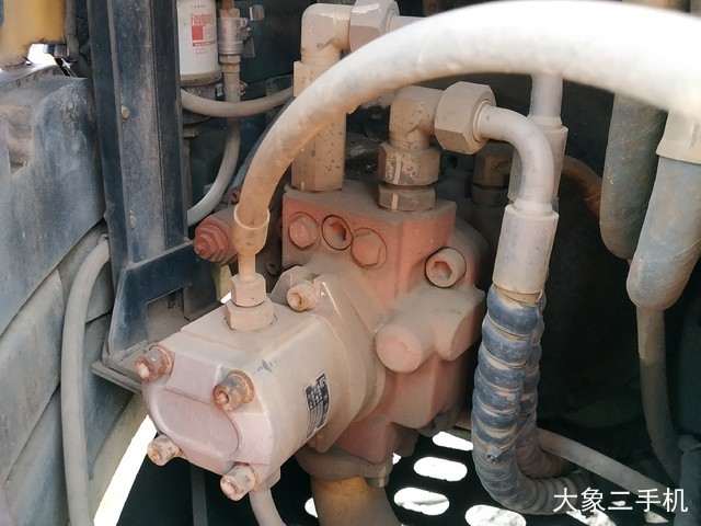 柳工 CLG908D 挖掘机