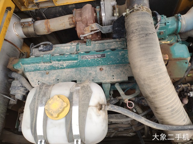 沃尔沃 EC290BLC 挖掘机