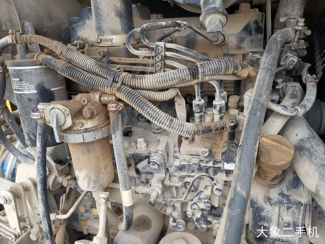 现代 R60-7 挖掘机