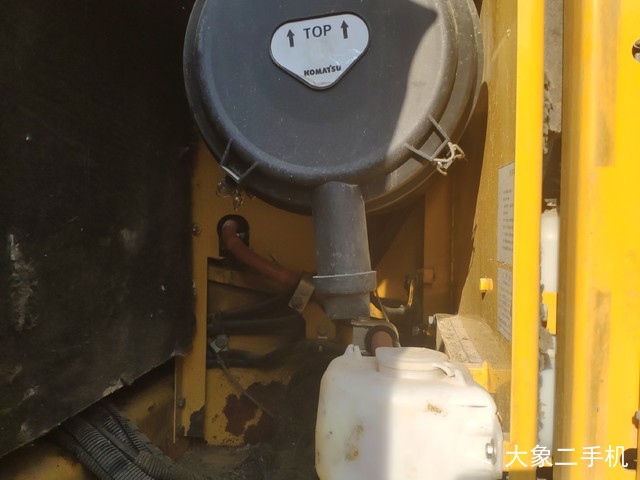 小松 PC200-8 Hybrid(混合动力) 挖掘机