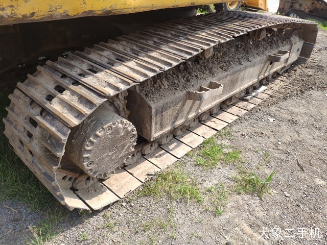 小松 PC200-8 Hybrid(混合动力) 挖掘机