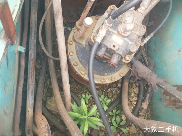 神钢 SK260LC-8 挖掘机