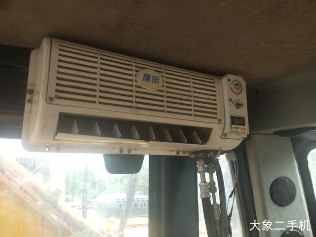 现代 R335LC-7 挖掘机