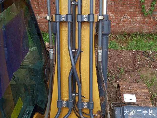 徐工 XE135D 挖掘机