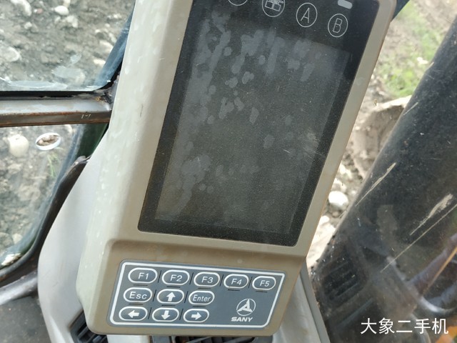 三一重工 SY135C 挖掘机