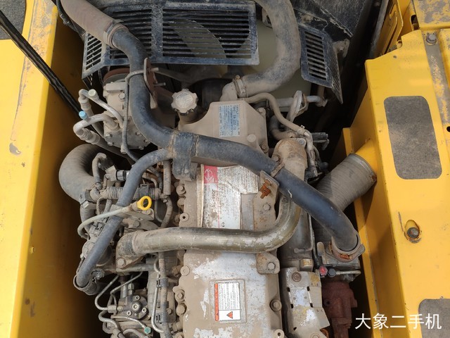 神钢 SK260LC-8 挖掘机