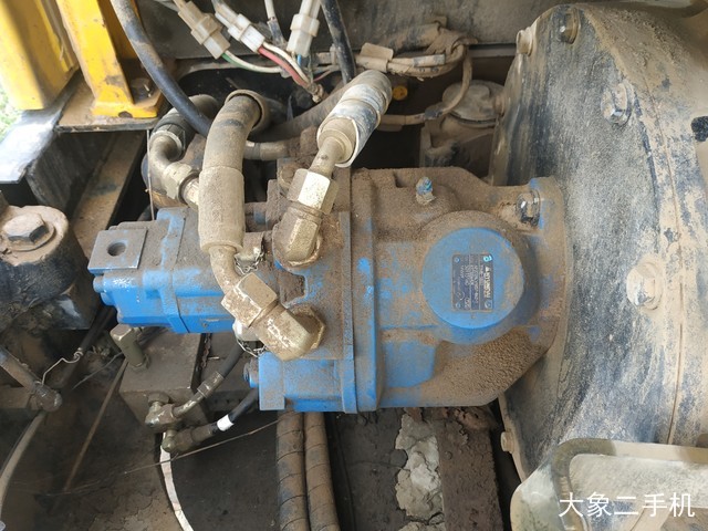 现代 R60-7 挖掘机