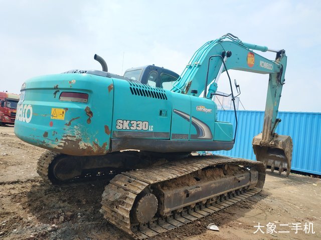 神钢 SK260LC-8 挖掘机