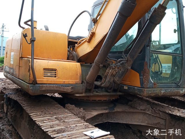 三一重工 SY135C 挖掘机