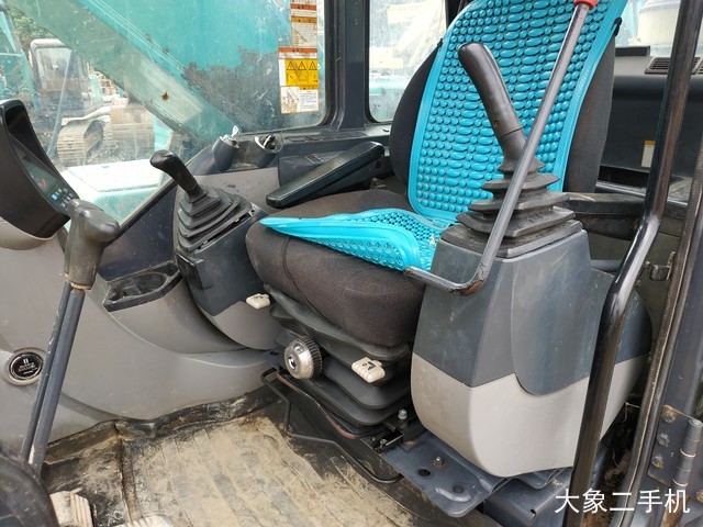 神钢 SK350LC-8 挖掘机