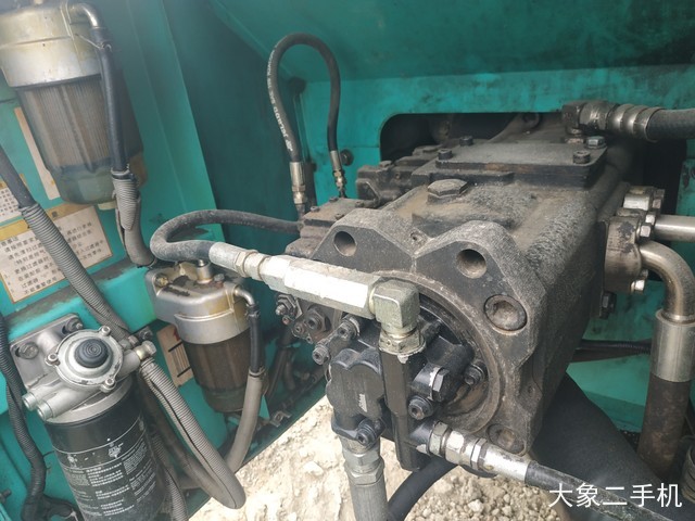 神钢 SK350LC-8 挖掘机