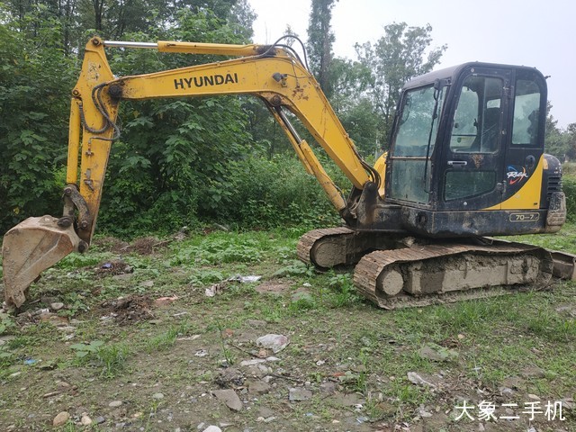 现代 R60-7 挖掘机