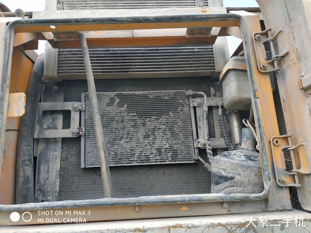 三一重工 SY335C-8 挖掘机