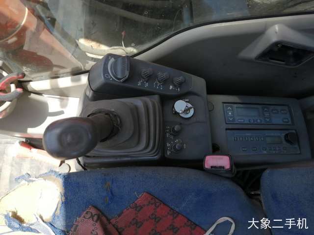 日立 ZX240-3 挖掘机