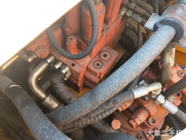 雷沃重工 FR220-7 挖掘机