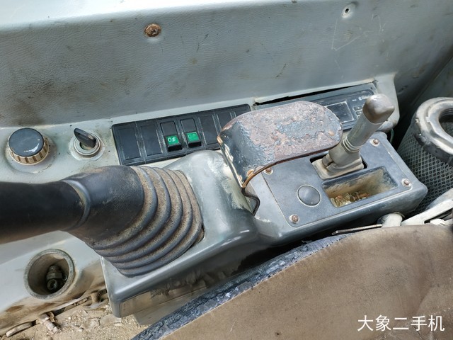 柳工 CLG908C 挖掘机