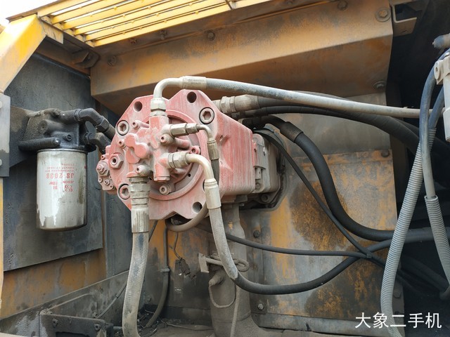 雷沃重工 FR330 挖掘机