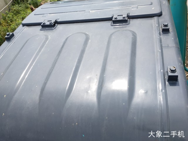神钢 SK210LC-8 挖掘机