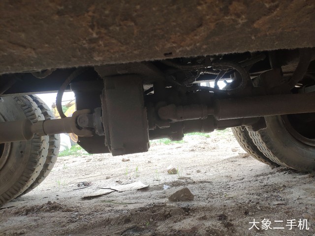 日立 ZX130W 挖掘机