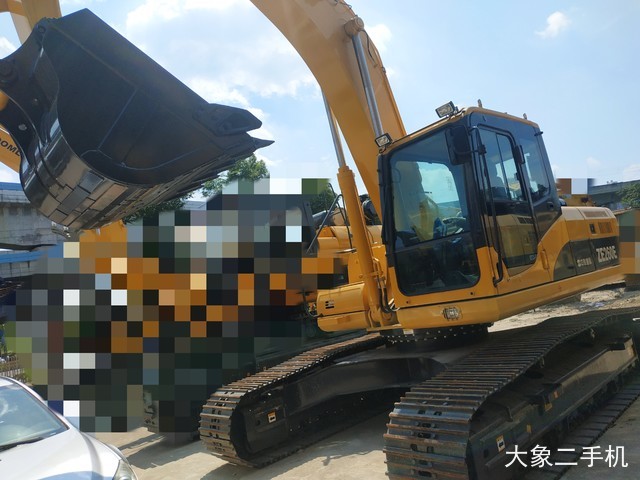 中联重科 ZE260E 挖掘机