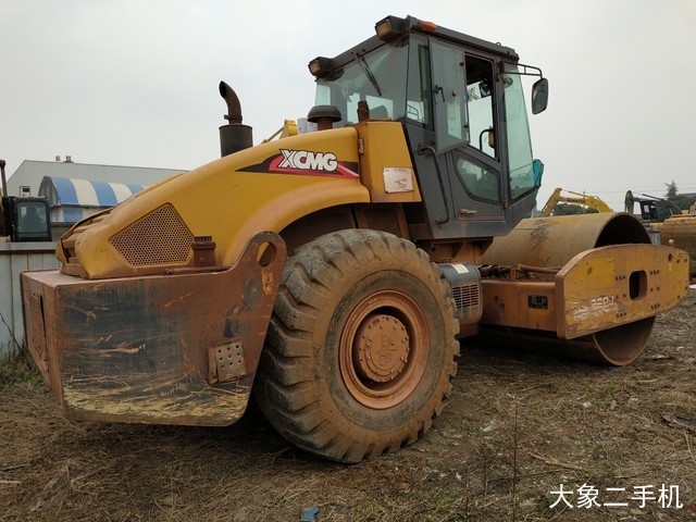 厦工 XG626M 压路机