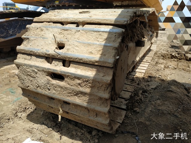 龙工 LG6245E 挖掘机