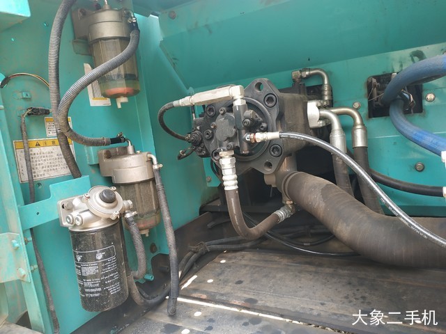 神钢 SK260LC-8 挖掘机