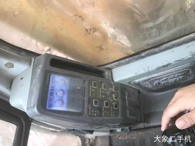 现代 R225LC-7 挖掘机