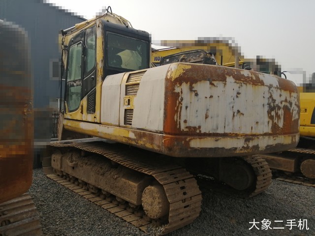 小松 PC200-8 挖掘机