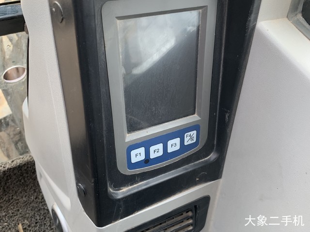 山河智能 SWE80E 挖掘机