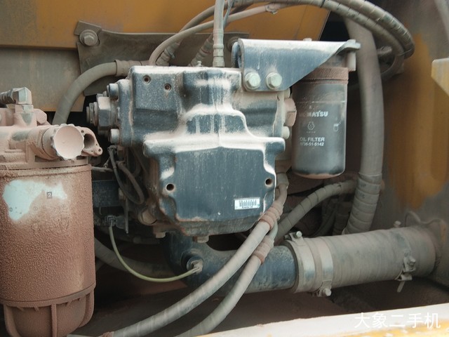 小松 PC240LC-8M0 挖掘机
