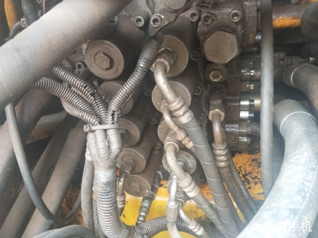 加藤 HD1430R-M 挖掘机