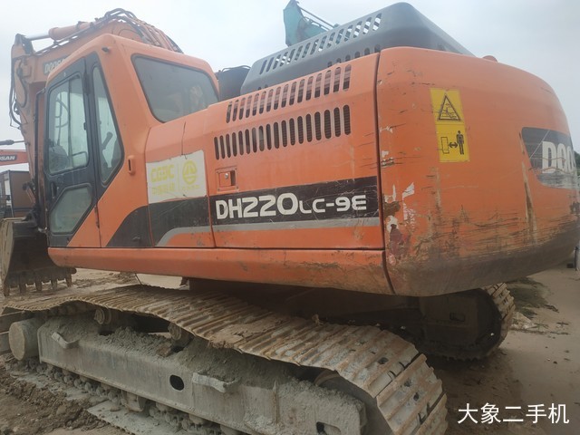 斗山 DH220LC-9E 挖掘机